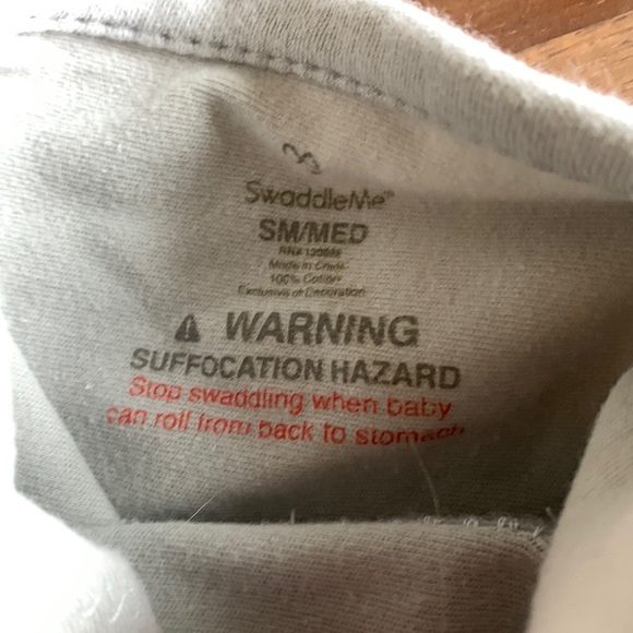 4 Swaddle Bundle - Picture 2 of 3